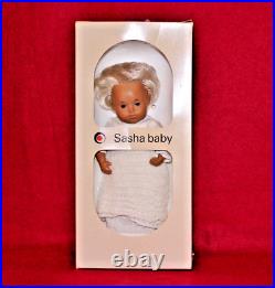 12 Vintage 503 Baby Boy Sexed Sasha Doll Nightdress, Fair Hair, Tag And Box, UK