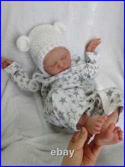 19 Realistic Reborn Baby Doll Handmade Weighted Newborn Girl Boy Laura Toy Gift