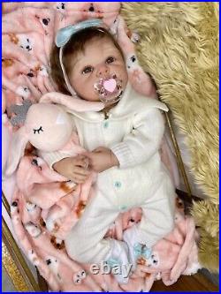 21 Chubby Reborn Baby Doll Soft Vinyl Newborn 0-3 Month Realistic Girl Charlize