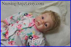22 Lifelike Reborn Doll girl Vinyl Selicone Handmade Baby w Pacifier