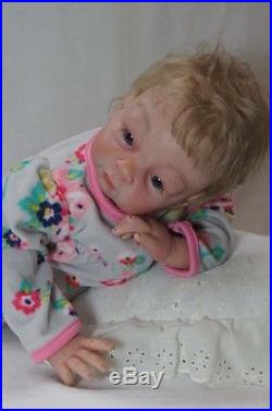 22 Lifelike Reborn Doll girl Vinyl Selicone Handmade Baby w Pacifier