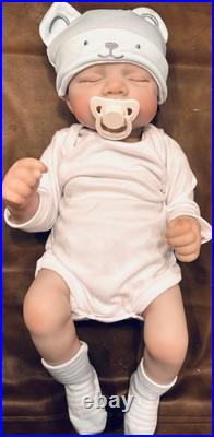 BRAND NEW 18 Inch Vinyl Reborn Baby Doll Light Complexion Brown Straight Hair