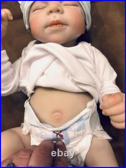 BRAND NEW 18 Inch Vinyl Reborn Baby Doll Light Complexion Brown Straight Hair