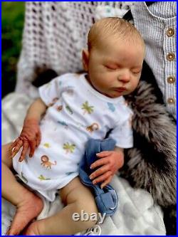 Beautiful SLEEPING Reborn baby doll