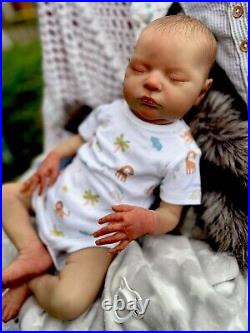 Beautiful SLEEPING Reborn baby doll