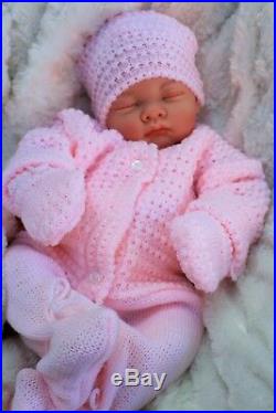 REBORN DOLL HEAVY GIRL FAKE BABY BALD PINK KNITTED OUTFIT C 