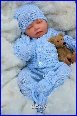 Butterfly Babies Reborn Baby Boy Doll Knitted Spanish Out Fit E113