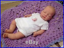 CHRISTMAS NEWBORN BABY GIRL Child friendly REBORN Doll cute realistic Reduced