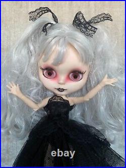 ELVIRA my Ooak light custom Factory Blythe Zombie doll thedollyfairy UK