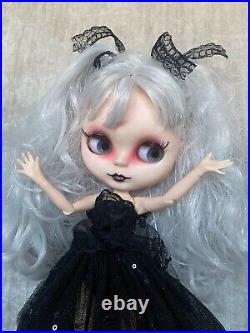 ELVIRA my Ooak light custom Factory Blythe Zombie doll thedollyfairy UK