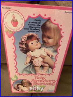 Exquisite Rare Quality NRFB Kenner Strawberry Shortcake Blow Kiss 1982 Excellent