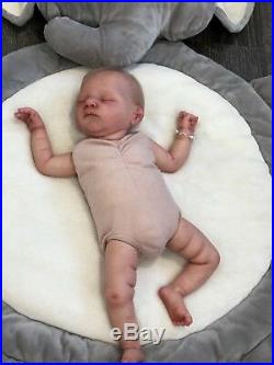Gorgeous Reborn Baby LUXE Realistic Newborn Sleeping Baby Girl Therapy Doll