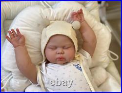 Hand Painted Pickle Reborn Baby Dolls Flexiable Limbs Bebe Lifelike Bald Head