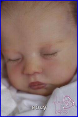 Highly Detailed Reborn Delilah Johnston Artful Babies Baby Girl Doll Iiora