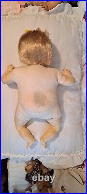 Ideal 18 Newborn Thumbelina 1983 Vinyl/Soft Body Baby Doll