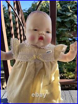 Ideal Thumbelina 18' Soft Body Doll Molded Hair Yellow Jumpsuit 80's CBS Corp