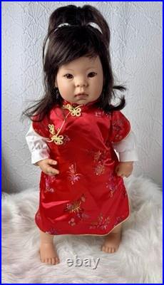 Lee Middleton Li Ying Comes Home 2005 Doll #662 22 Full Limbs Standing Toddler