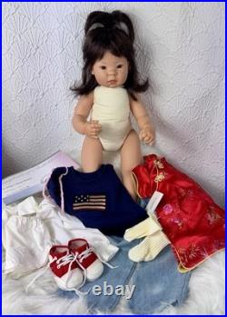 Lee Middleton Li Ying Comes Home 2005 Doll #662 22 Full Limbs Standing Toddler