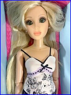 Lorifina Doll Hasbro 20 Inches Tall New In Box Long Blonde Hair Green Eyes