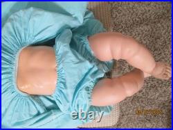 MADAME ALEXANDER 22 BABY GENIUS From ALMA WALLACE COLLECTION FLIRTY EYES A/O