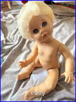 MARX 1979 FIRST LOVE BABY DOLL NIB Minor Dress Fault MINTY DOLL Hard To Find MARX 1979 FIRST LOVE BABY DOLL NIB Minor Dress Fault MINTY DOLL Hard To Find