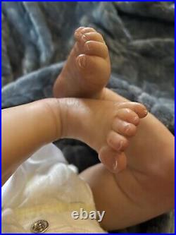 Meet The Twins! Reborn Baby Girl Dolls Lindsey And Leslie! Accessories Included Meet The Twins! Reborn Baby Girl Dolls Lindsey And Leslie! Accessories Included