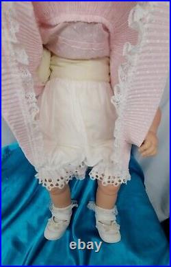 Pat Secrist Doll Flower 20 Vinyl Weighted Baby Doll 20 Wears 0-3 Month Cloths