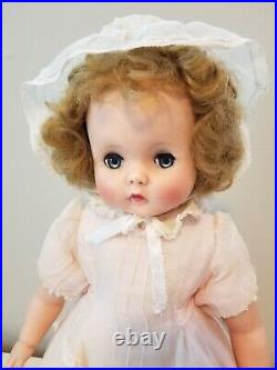 Rare Vintage Madame Alexander 1952 Rosebud Baby Doll 18 with Working Crier