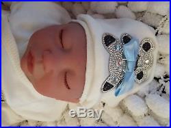 Realistic Silicone Vsunbeambabies Child`s 1st Reborn Baby Boy Doll / Belly Plate