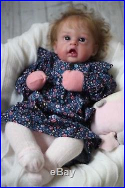 Reborn Cuddle Baby Doll Mae Louise (Vinyl Head, Soft Cloth Limbs and Body)
