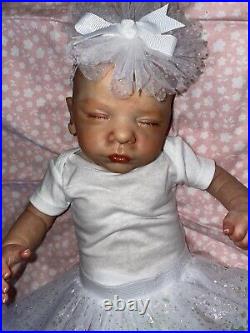 Reborn baby girl doll Autumn. Magnetic, weighs 6lbs 6oz, accessories included