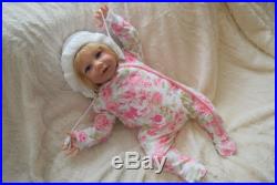Reborn baby girl doll Lisa by Linde Scherer 22