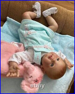 Reborn girl ABIGAIL SMILING Laura Tuzio Ross MR Blue eyes COA 20 Reborn girl ABIGAIL SMILING Laura Tuzio Ross MR Blue eyes COA 20