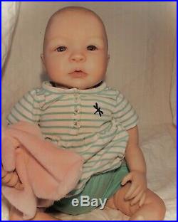 -Sabrina- Realistic Reborn Baby Dolls Soft Body Silicone Face Newborn Girl Doll