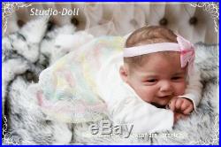 Studio-Doll Baby Reborn GIRLVIVIeNNE by Sandy FAber so real