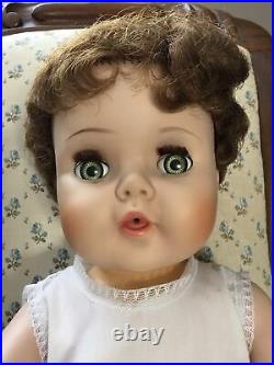 VINTAGE AMER CHAR CORP VINYL BABY DOLL 21 American Character Dressed. Lovely