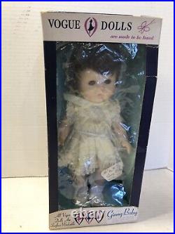 VINTAGE VOGUE GINNY DOLL 12 Baby Brunette W / BOX