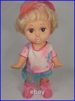 Vintage 1990 Baby Face SO LOVING LAURA 13 Poseable Doll galoob complete outfit