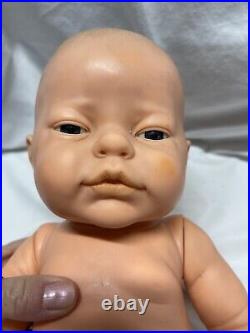 Vintage Newborn Baby Shivers Doll Realistic Irwin Tyco TESTED WORKS Rare HTF