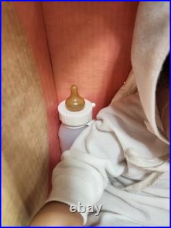 Vtg 984 JUDITH TURNER HASBRO WEIGHTED SLEEPING REAL BABY Nrfb + Extra Clothing